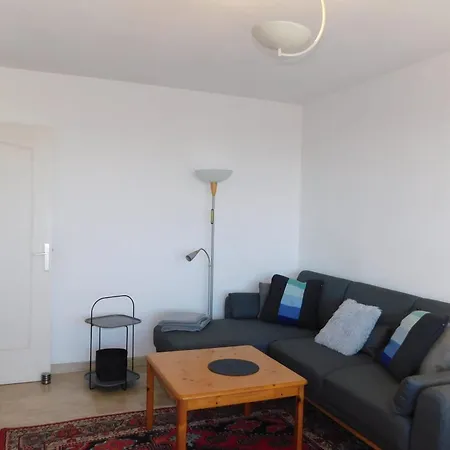 아파트 Lovely One Bedroom Baie Des Combes Parking Swimming Pool 앙티브